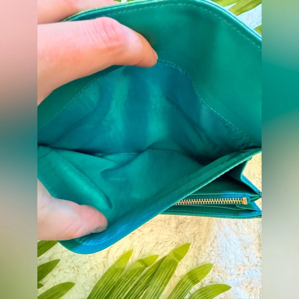 IN BOX! MIU MIU Blue Lagoon Continental Italian Croc Leather Long Snap Wallet - Picture 9 of 16